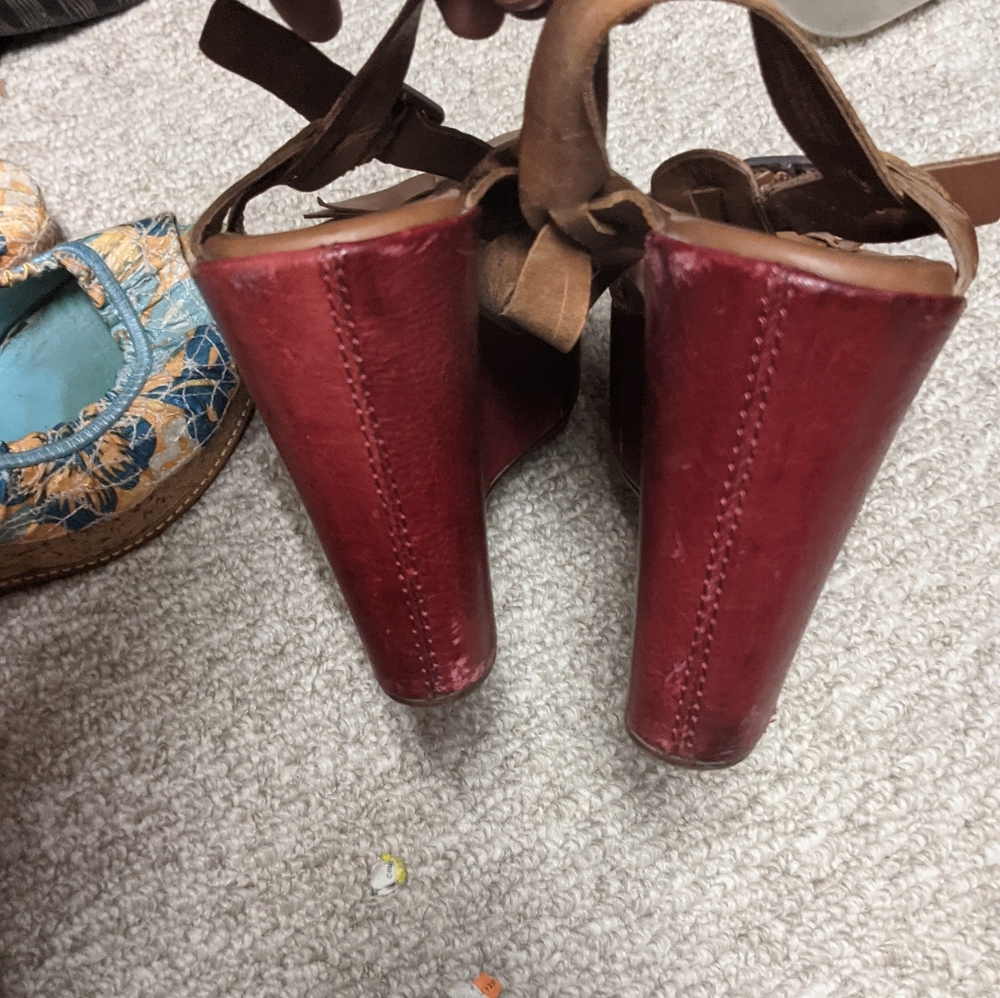Kork ease wedge 3-4 " .